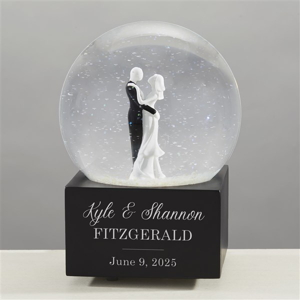 Wedding Couple Personalized Musical Snow Globe  - 40769